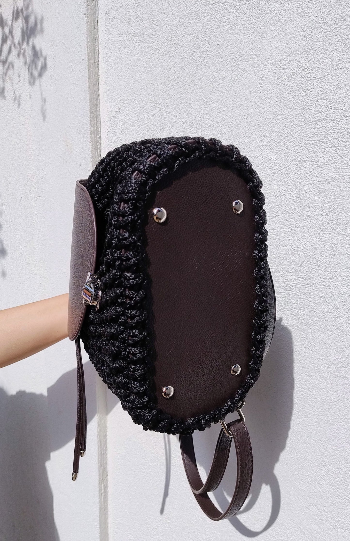 Mochila Tejida "Luna negra"